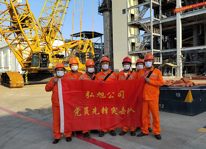 設備裝置換“心”的“手術師”--瀘天化弘旭公司海天化檢修工作側(cè)記(圖1)