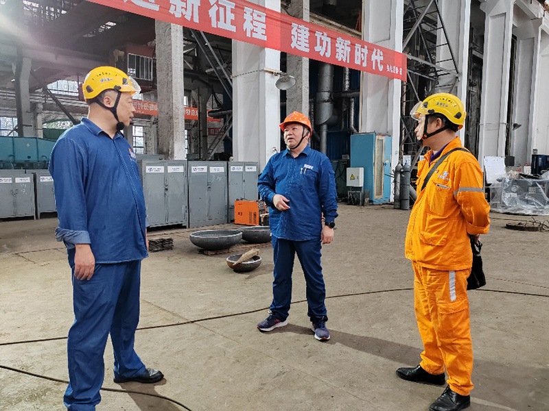 立足實體拼創(chuàng)新 鐵馬踏破鑄夢來---瀘天化弘旭公司制造的國內(nèi)第二臺全國產(chǎn)特種高壓設(shè)備交付使用(圖2) 立足實體拼創(chuàng)新 鐵馬踏破鑄夢來---瀘天化弘旭公司制造的國內(nèi)第二臺全國產(chǎn)特種高壓設(shè)備交付使用(圖2)