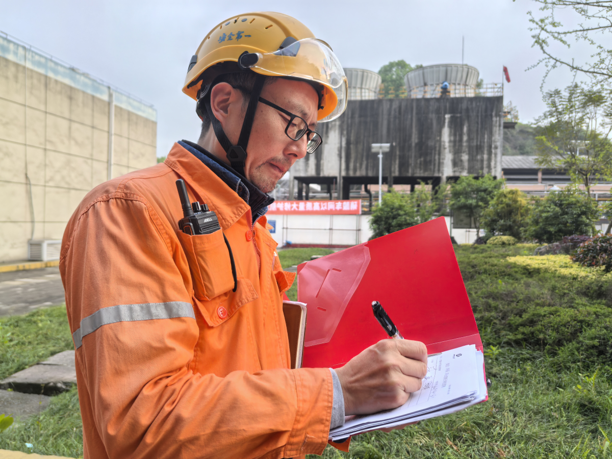 全力以赴搞建設(shè) 方圓之間顯擔當(圖6)