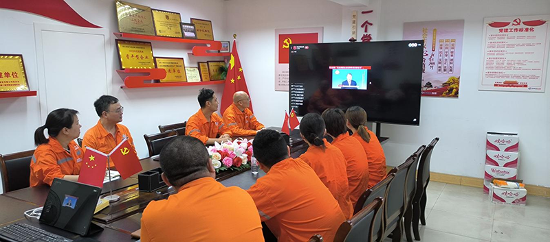 弘旭公司組織觀看“民法典進企業(yè)”公益大講堂(圖2)