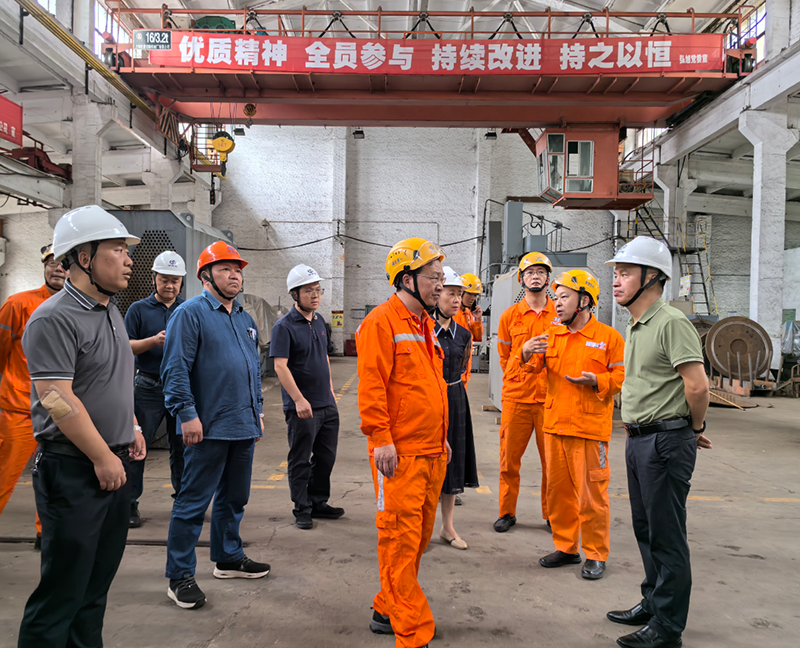 瀘天化集團(tuán)公司外部董事赴弘旭公司調(diào)研指導(dǎo)工作(圖1) 瀘天化集團(tuán)公司外部董事赴弘旭公司調(diào)研指導(dǎo)工作(圖1)