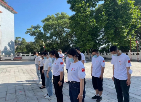 弘旭團總支國慶“緬懷先烈，不忘初心”主題團日活動
